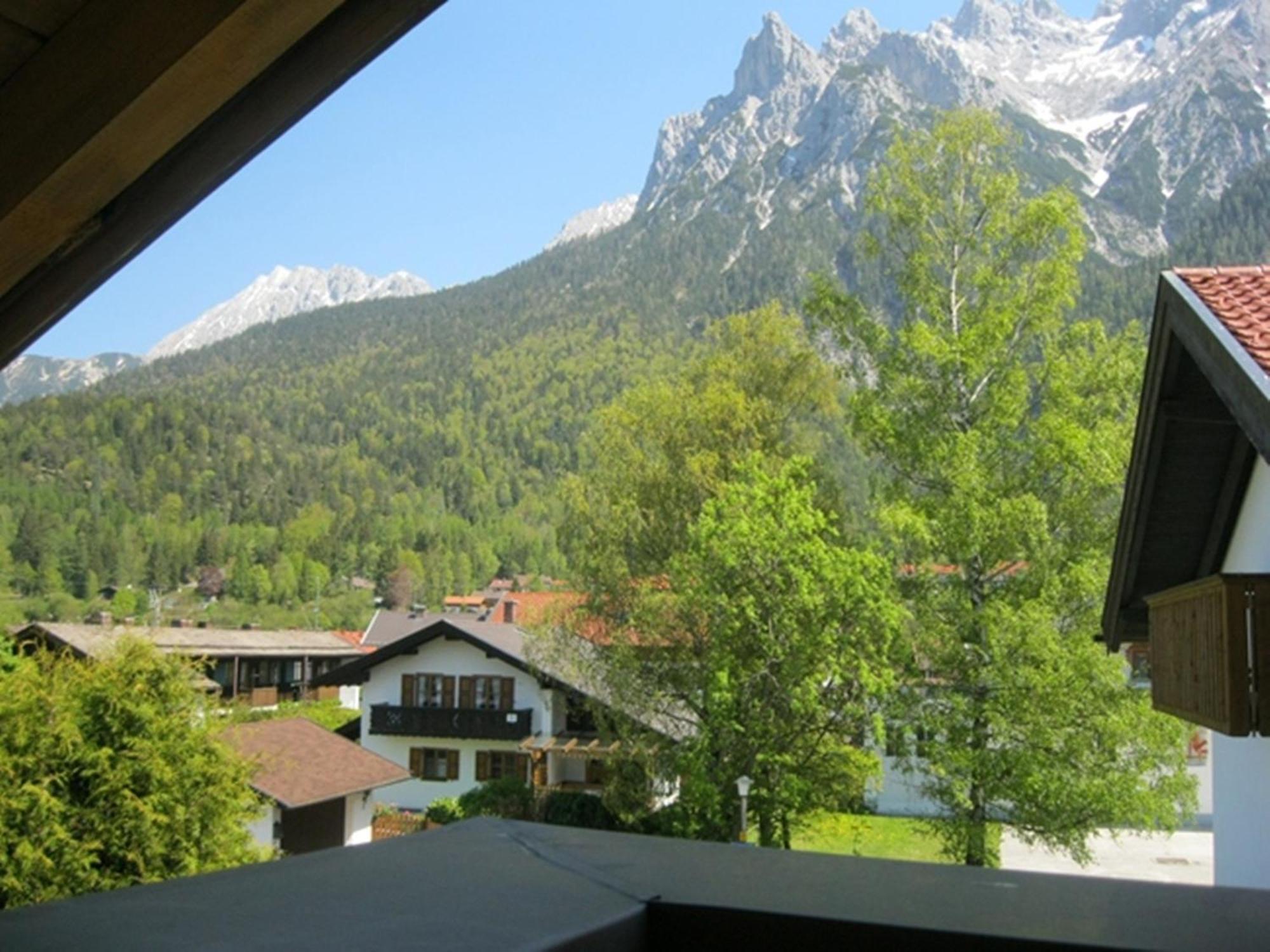 Ferienapartmenthaus Hubertushof Mittenwald Exterior photo
