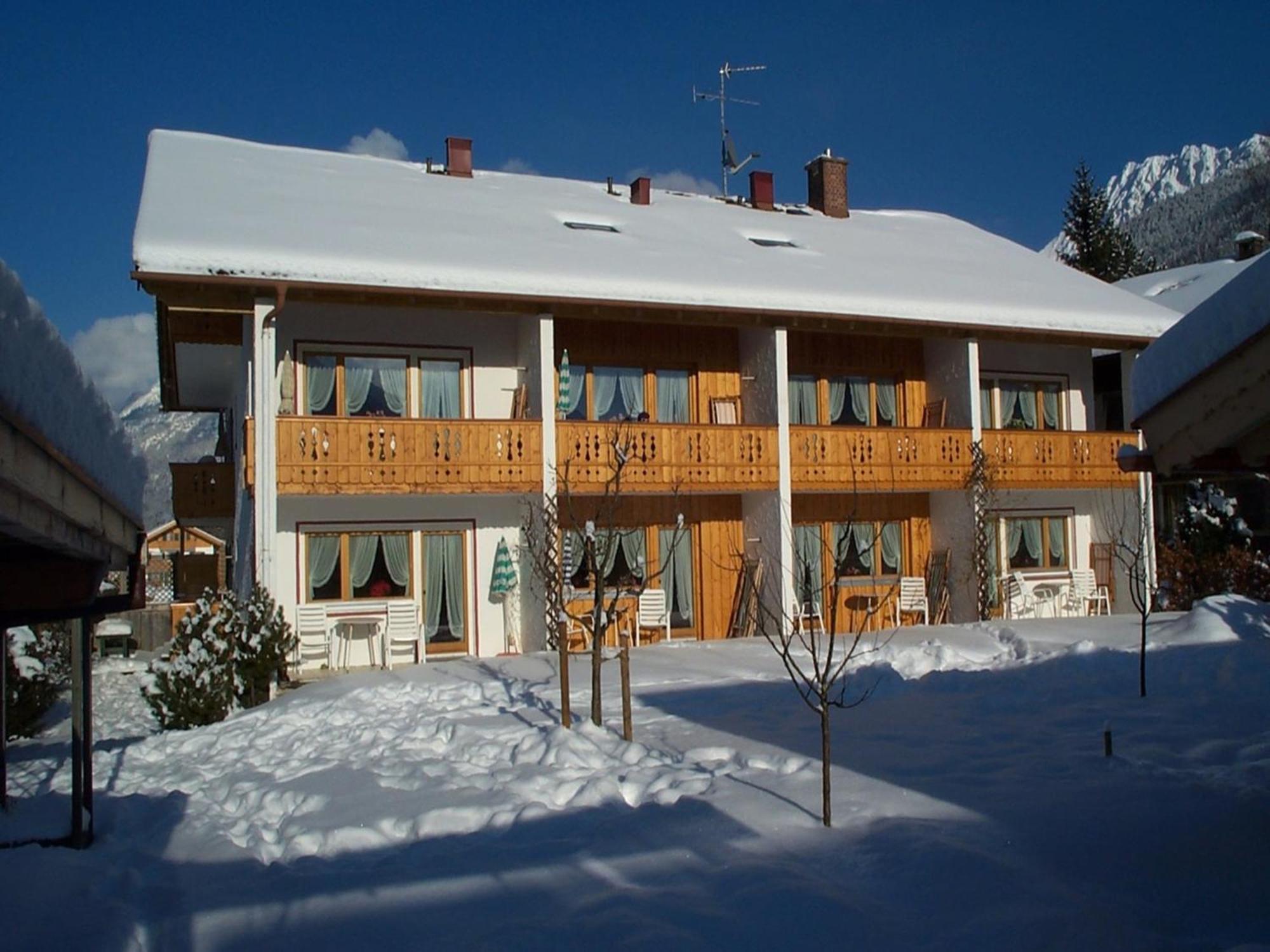 Ferienapartmenthaus Hubertushof Mittenwald Exterior photo