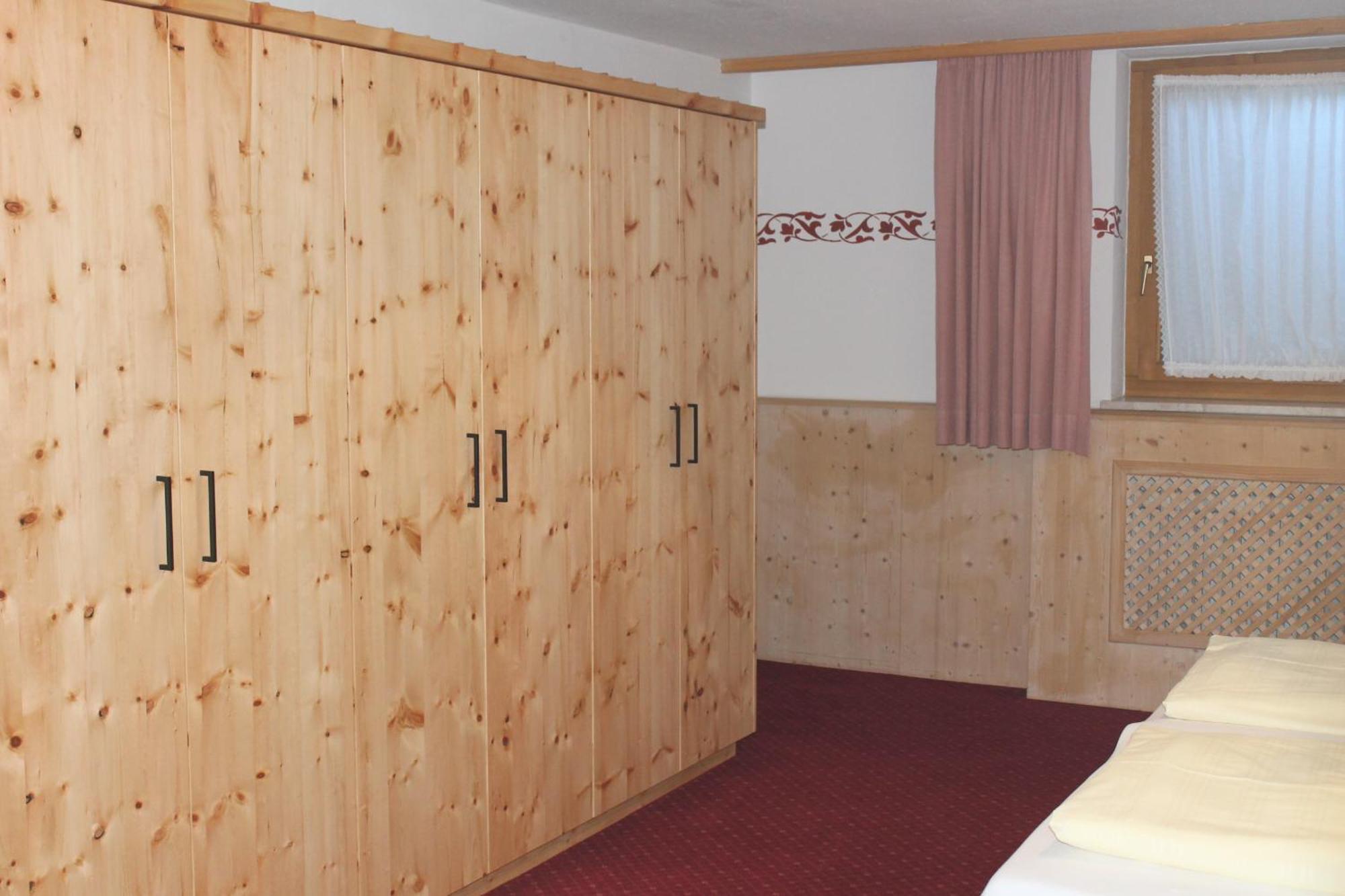 Ferienapartmenthaus Hubertushof Mittenwald Exterior photo